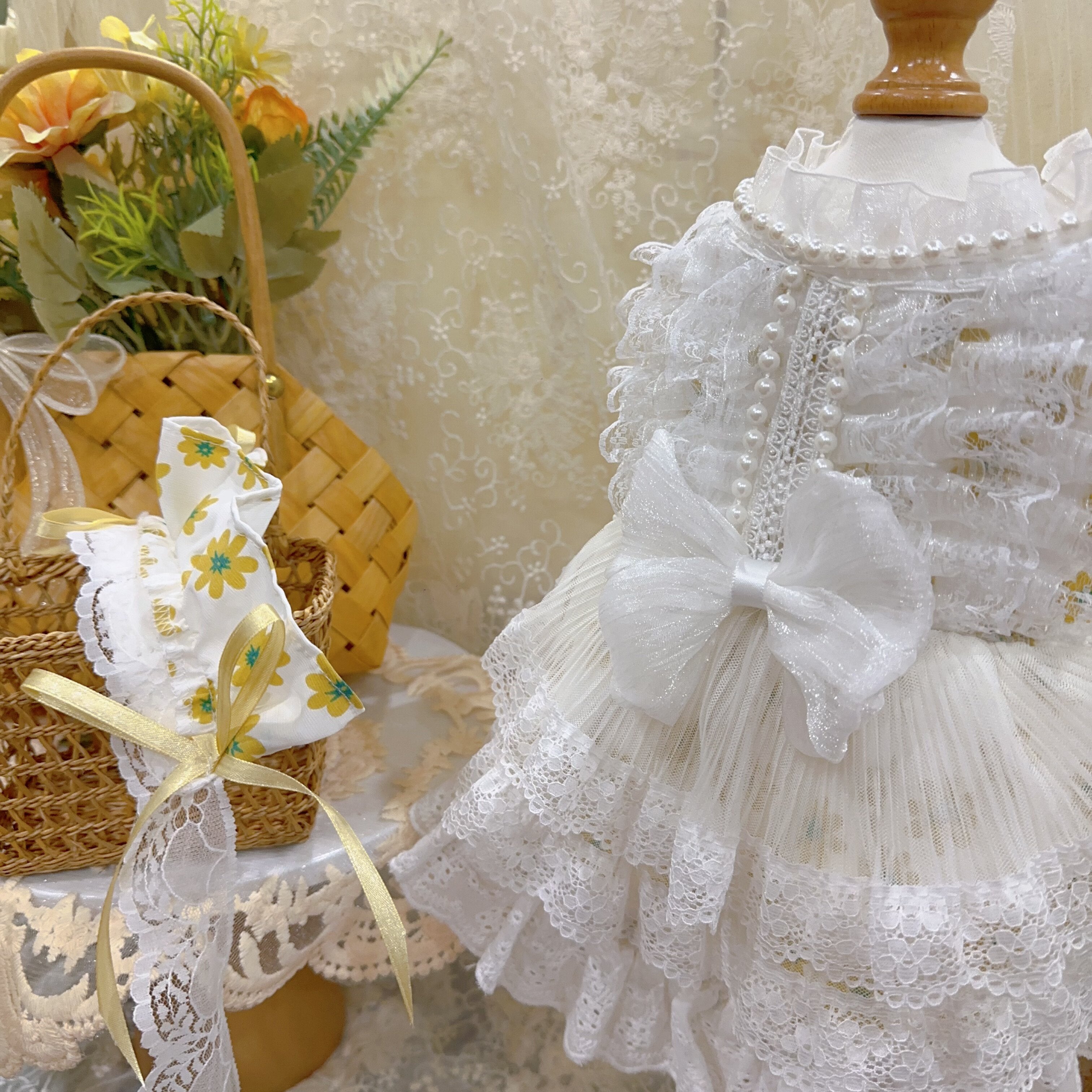 Amya - White Lolita Pet Dress Pet Dress Amya