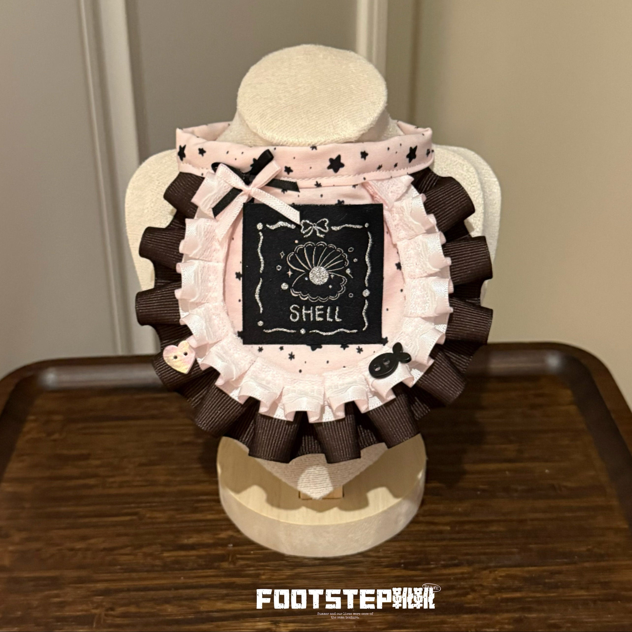 FOOTSTEP - Black Pink Shell Double Ruffle Pet Bib Pet Bibs FOOTSTEP