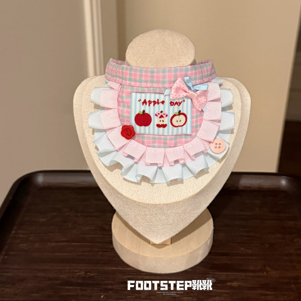 FOOTSTEP - Cute Apple Print Ruffle Pet Bib Bandana Pet Bibs FOOTSTEP