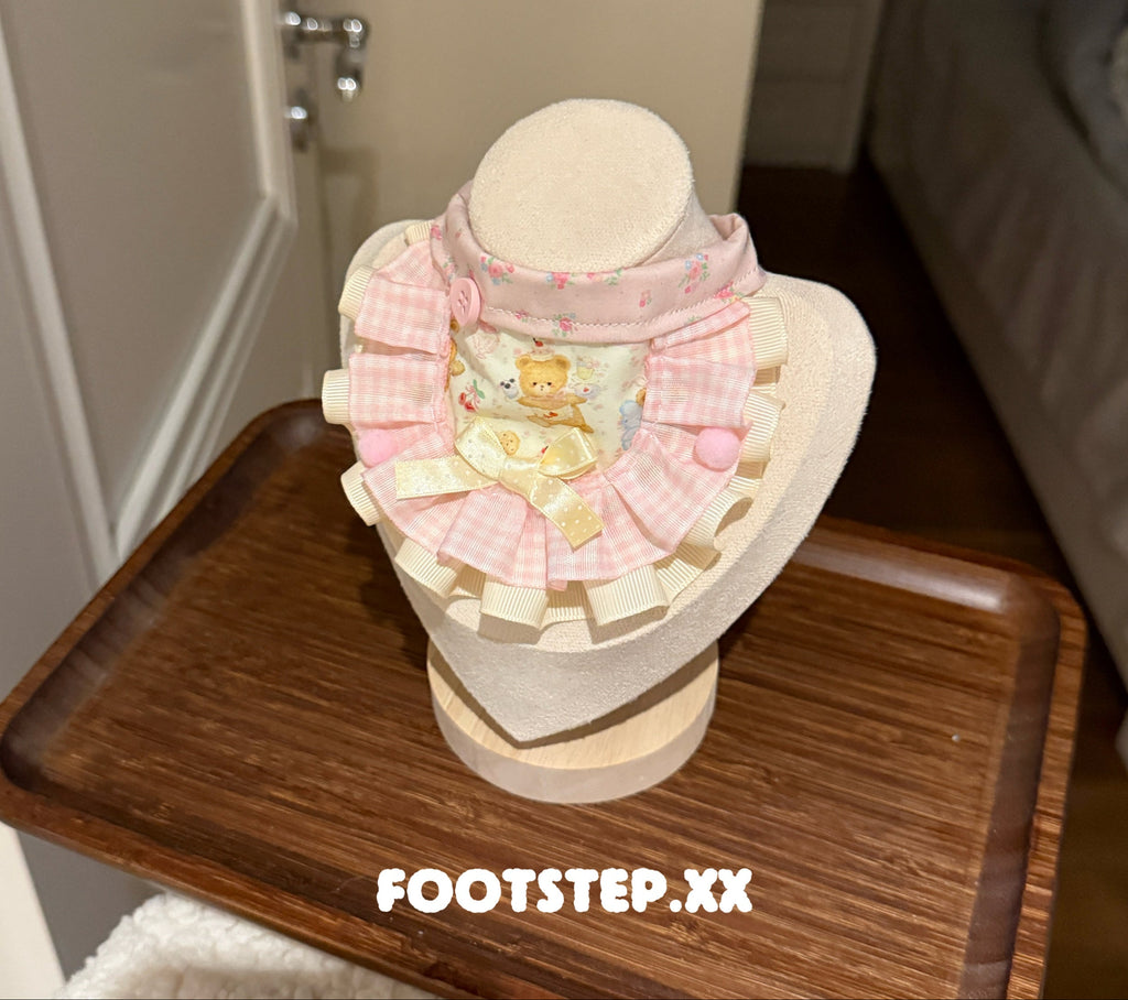 FOOTSTEP - Dessert Bear Handmade Double Ruffle Pet Bib Pet Bibs FOOTSTEP