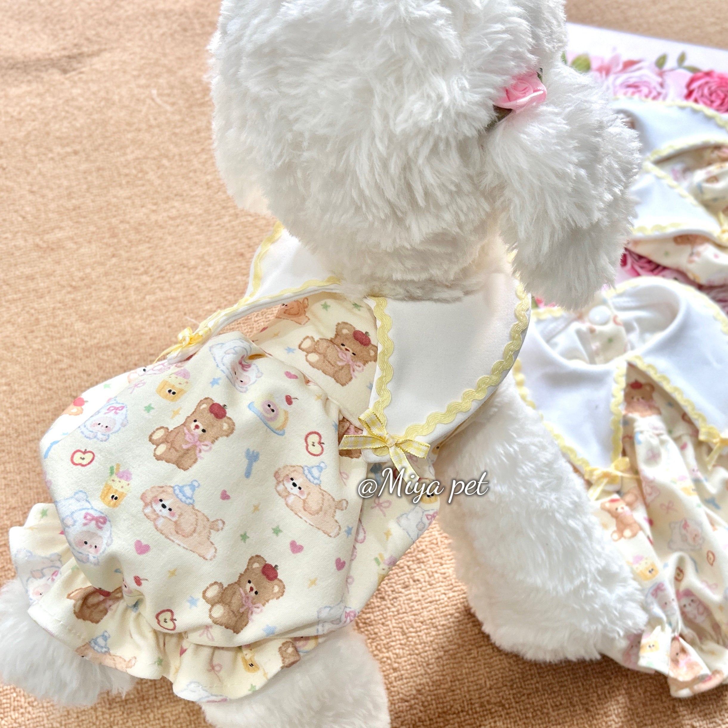 Bear Print Triangle Collar Bubble Pet Dress for Small Dogs & Cats Pet Dress Miya