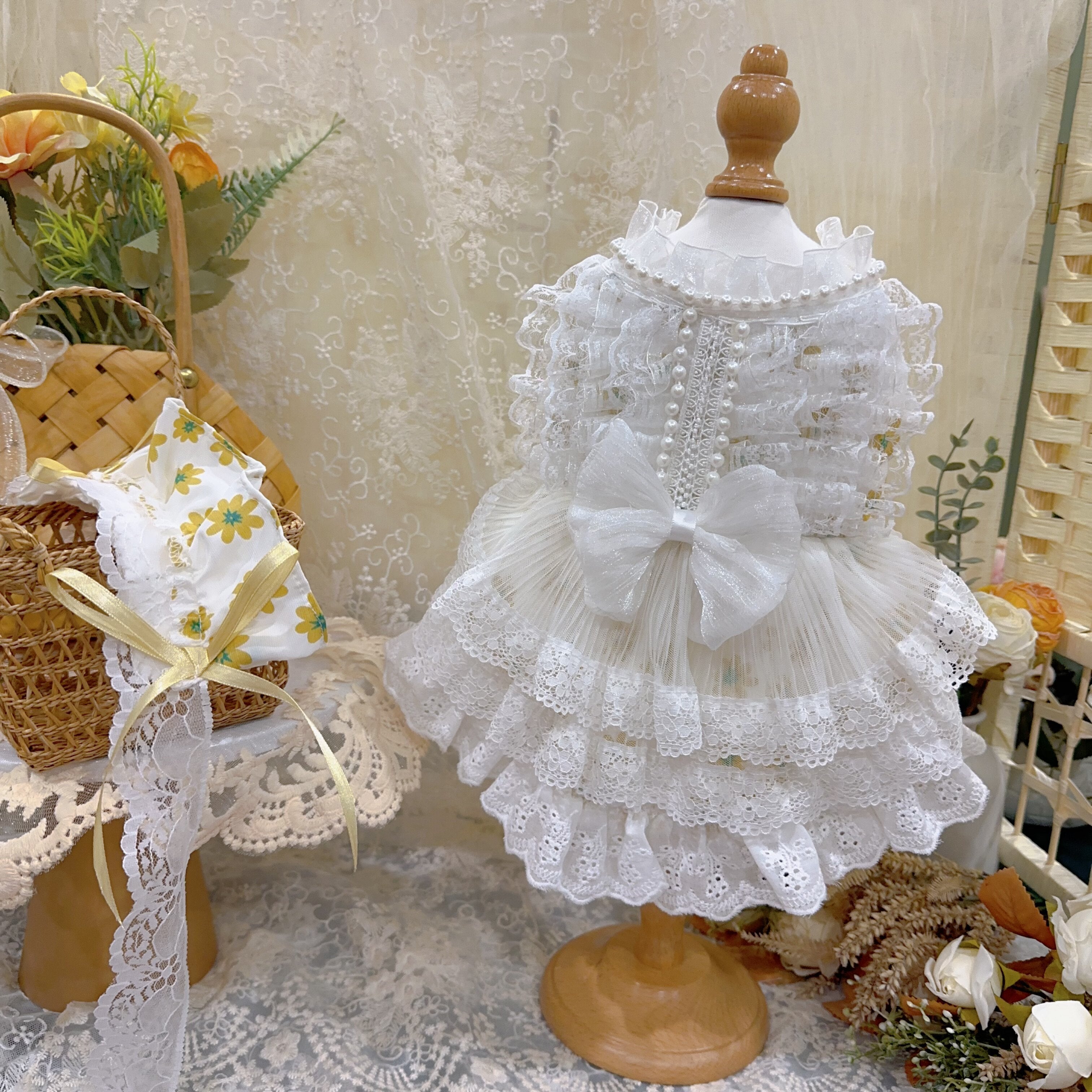 Amya - White Lolita Pet Dress Pet Dress Amya