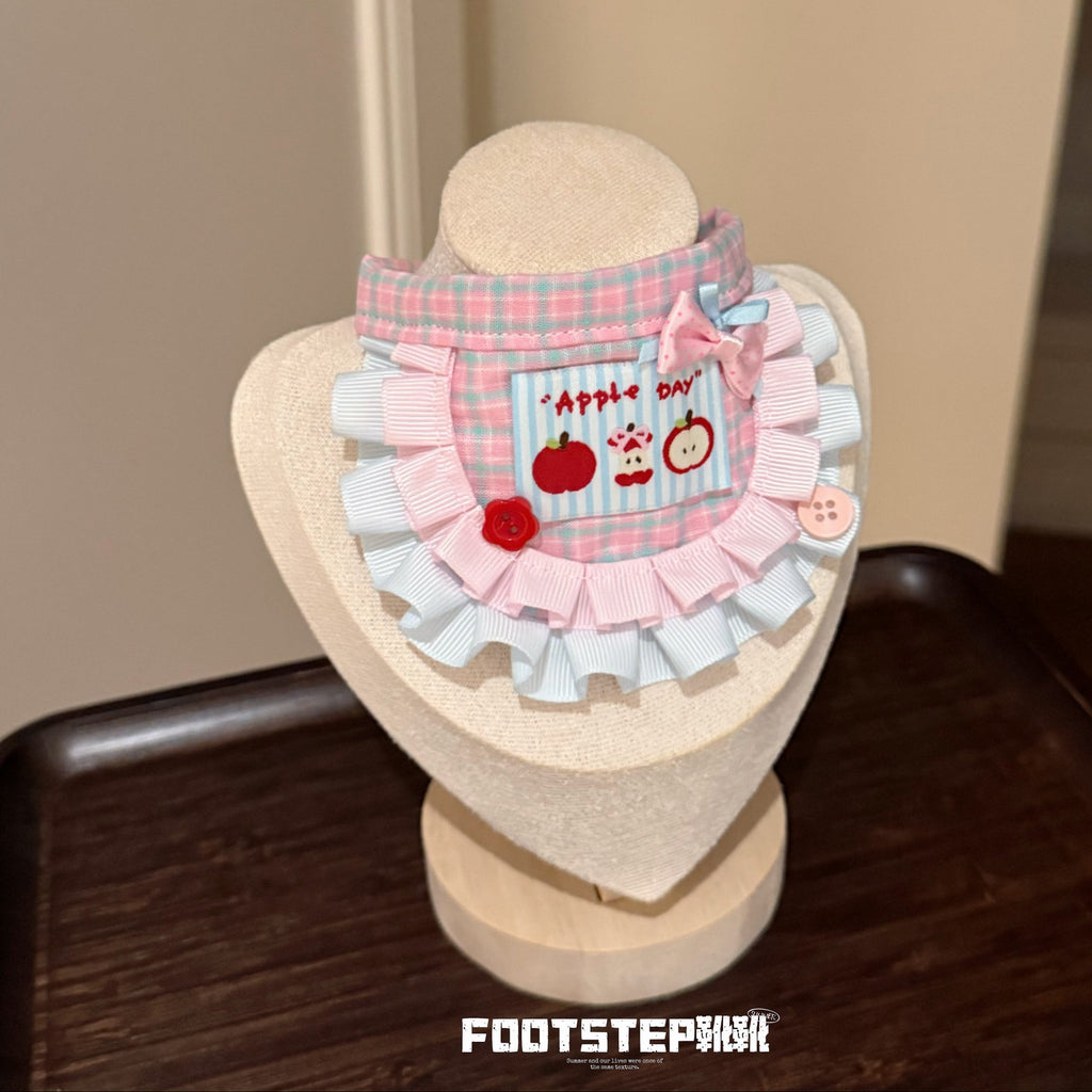 FOOTSTEP - Cute Apple Print Ruffle Pet Bib Bandana Pet Bibs FOOTSTEP