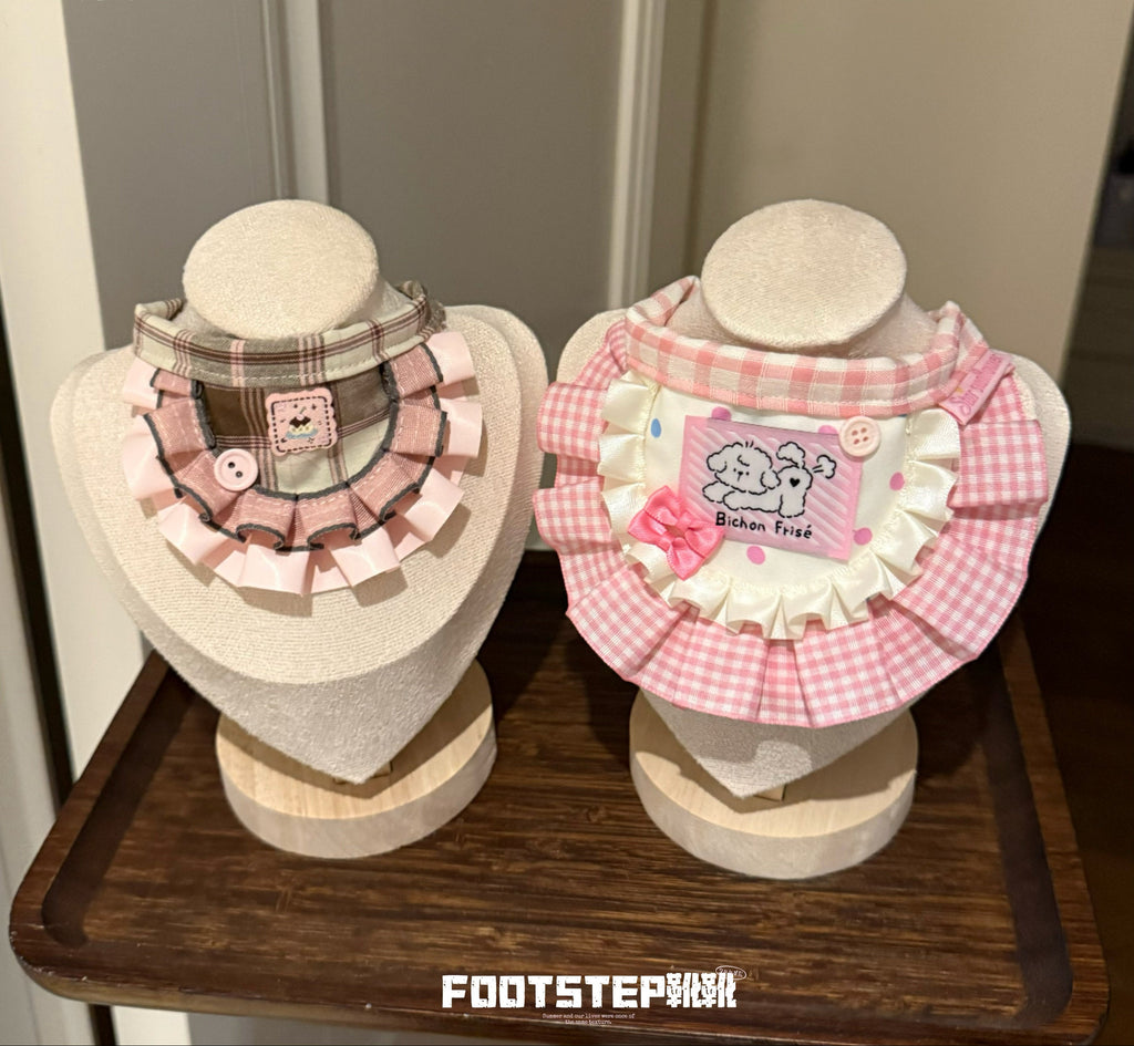 FOOTSTEP - Pretty Puppy Double Ruffle Pet Bib Pet Bibs FOOTSTEP