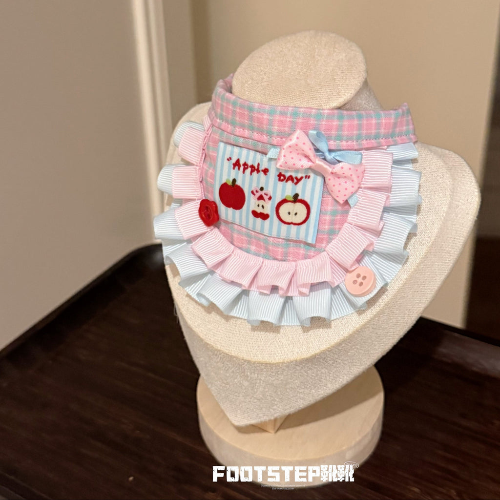 FOOTSTEP - Cute Apple Print Ruffle Pet Bib Bandana Pet Bibs FOOTSTEP