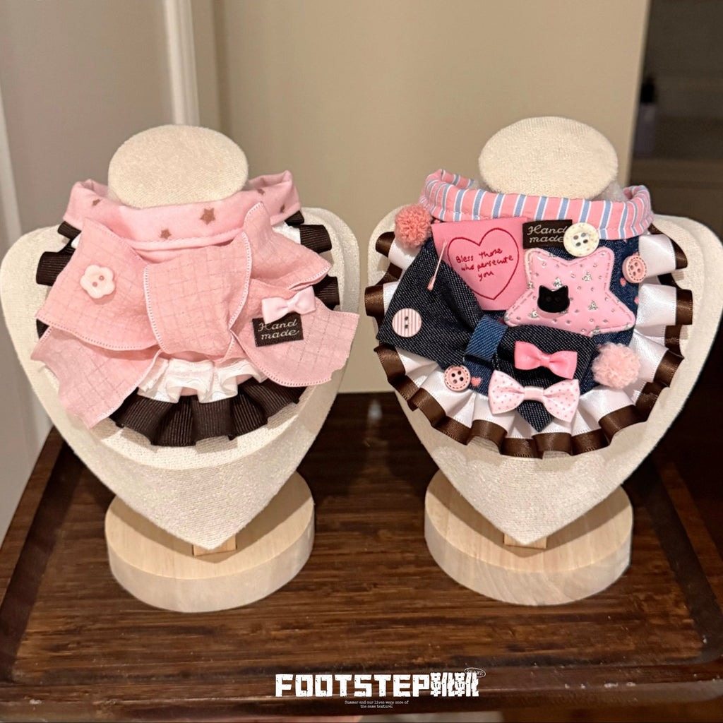FOOTSTEP - Pink Coffee Big Grid Gauze Bow Pet Bib Pet Bibs FOOTSTEP