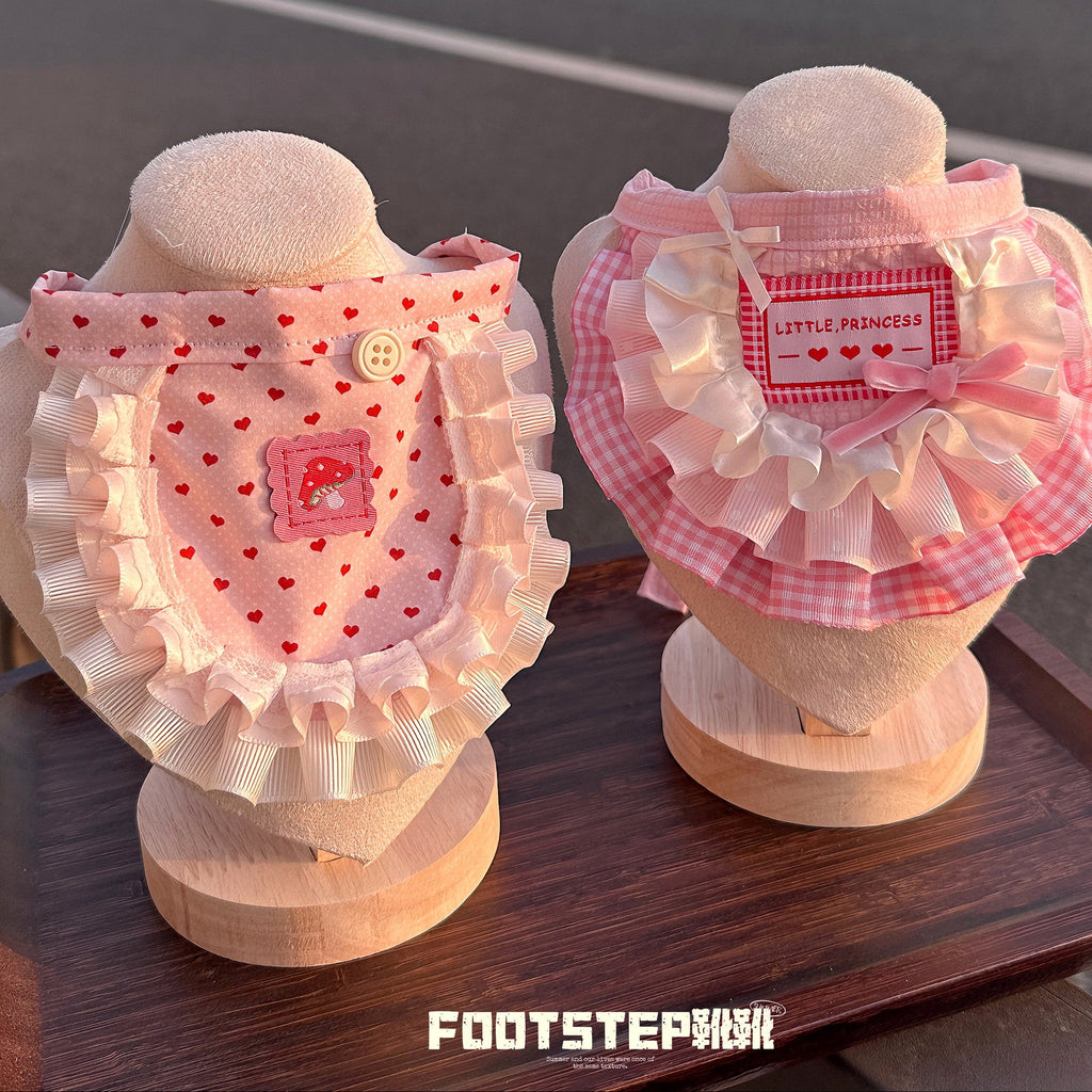 FOOTSTEP - Cheese Stick Heart Print Pet Bib Pet Bibs FOOTSTEP